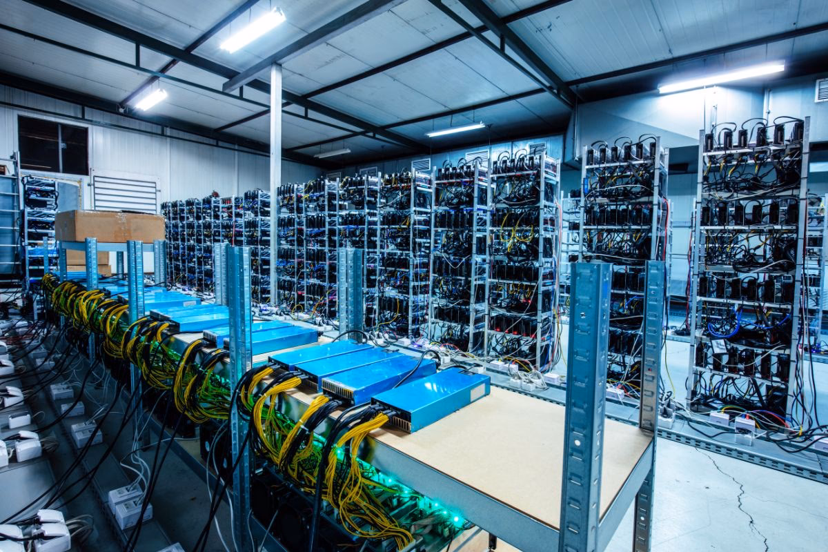 Is crypto mining legal in Abu Dhabi?