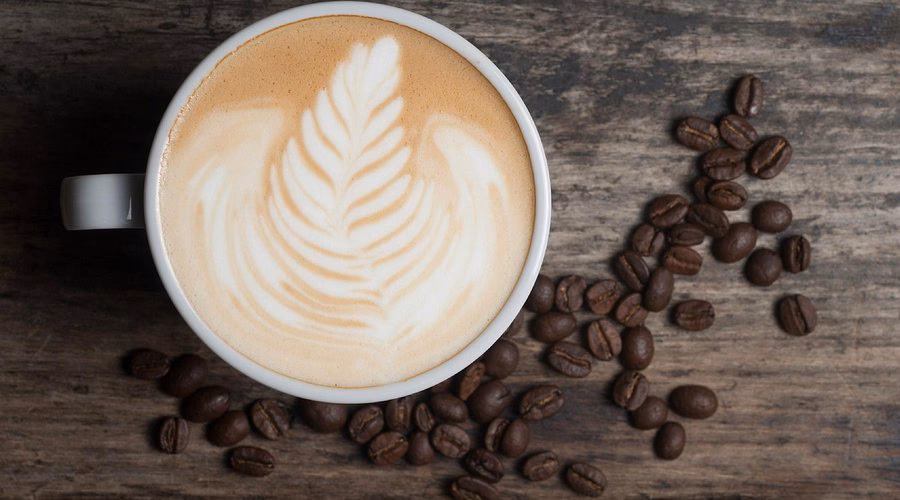 ¿Necesito reservar mesa en el Café du Coin?