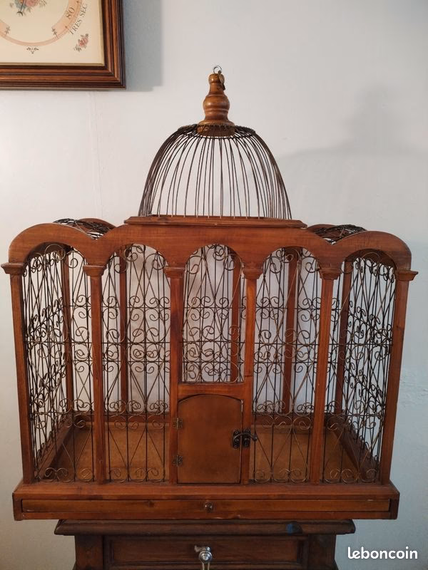 Quel est le prix d'une cage à oiseaux d'occasion ?