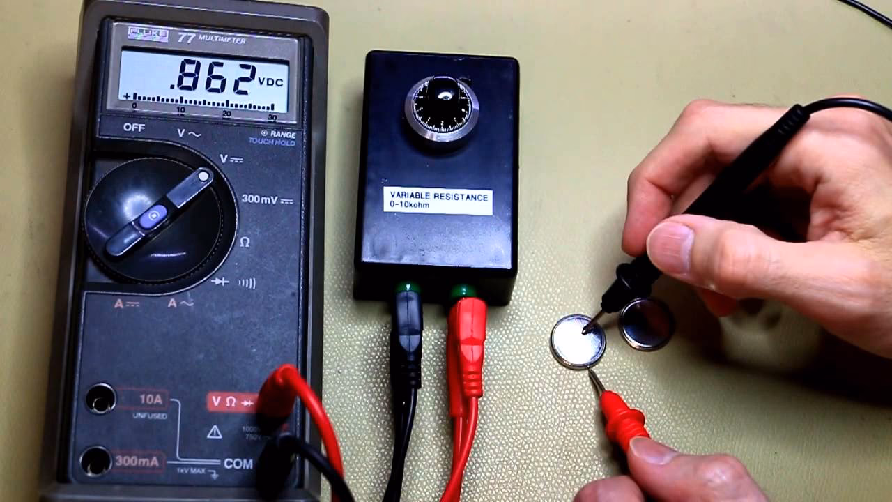 What voltage is a dead coin cell battery?