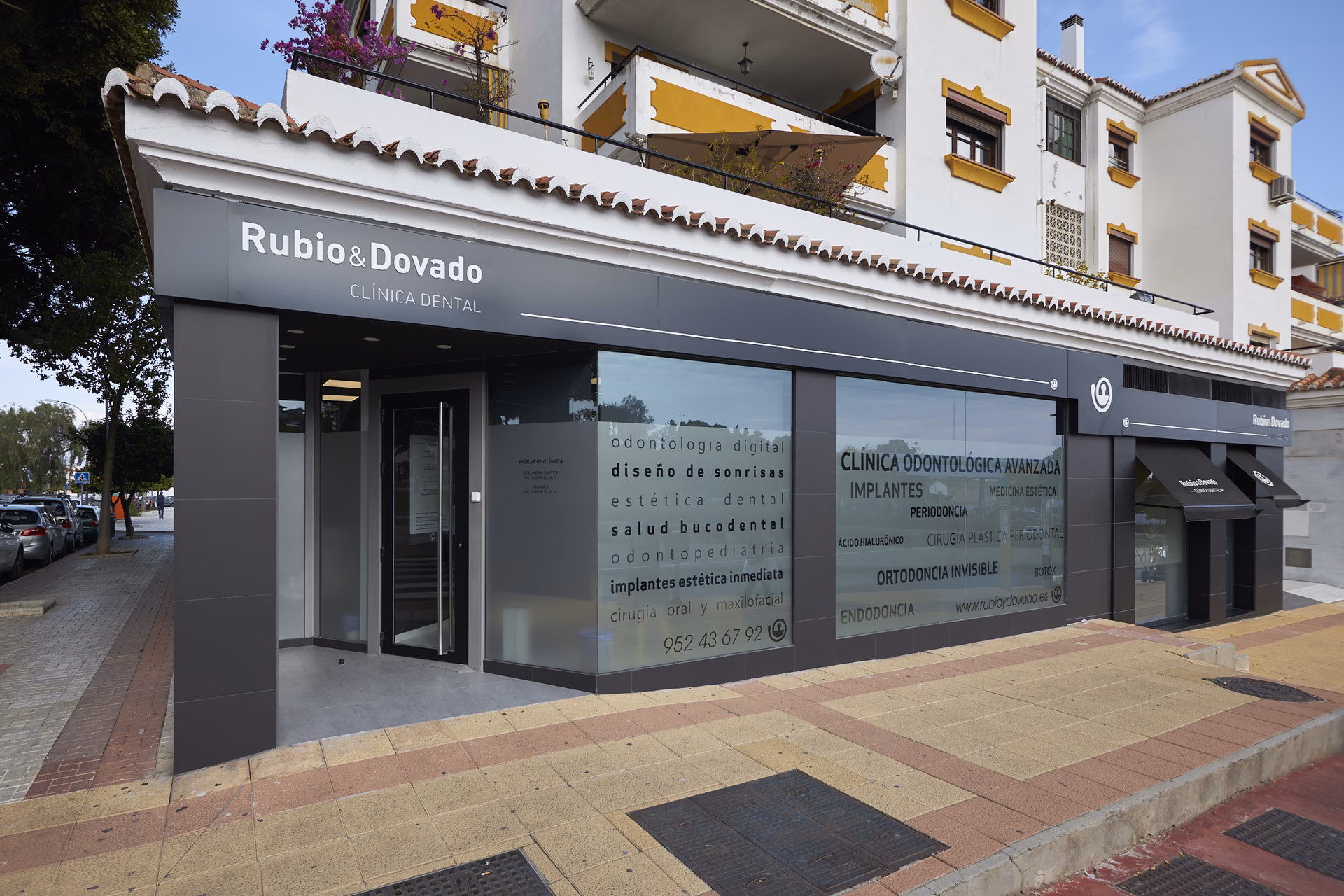 ¿Tiene aparcamiento la clínica dental de la NYU?