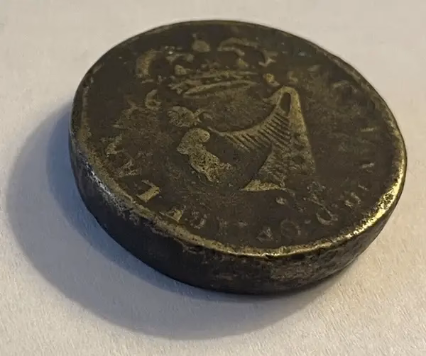 How do banks weigh coins?