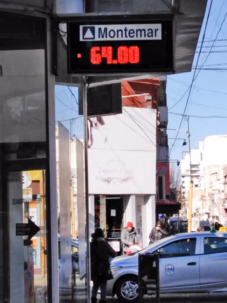 ¿Cuánto cotiza el dólar blue hoy 23 de octubre?