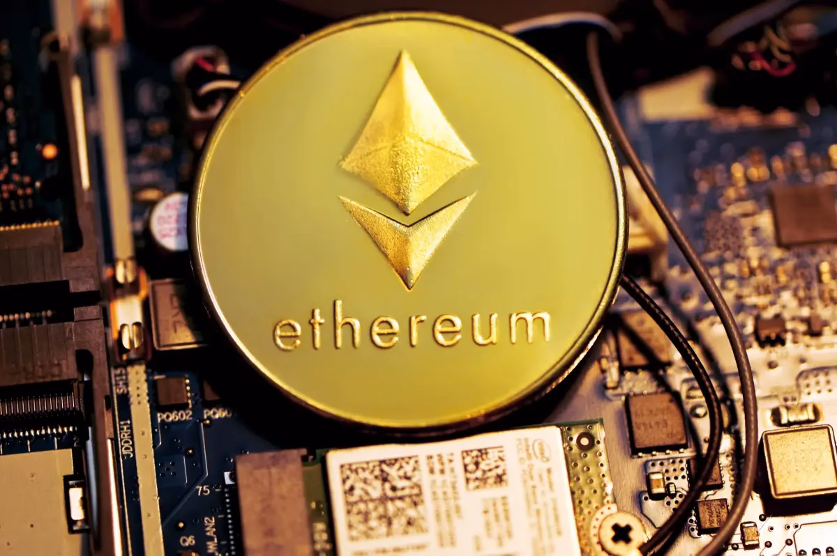 ¿Son las criptomonedas hiperreactivas una buena inversión?