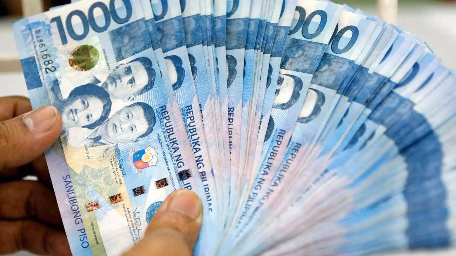 How much is ₱1000 in US dollars?