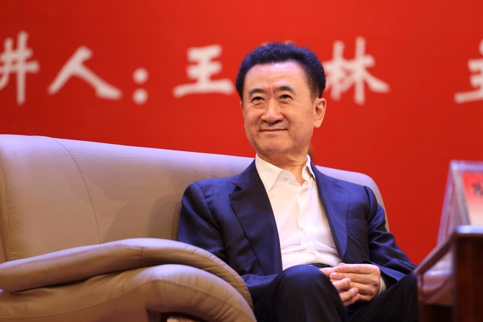 How much money does Wang Jianlin have?